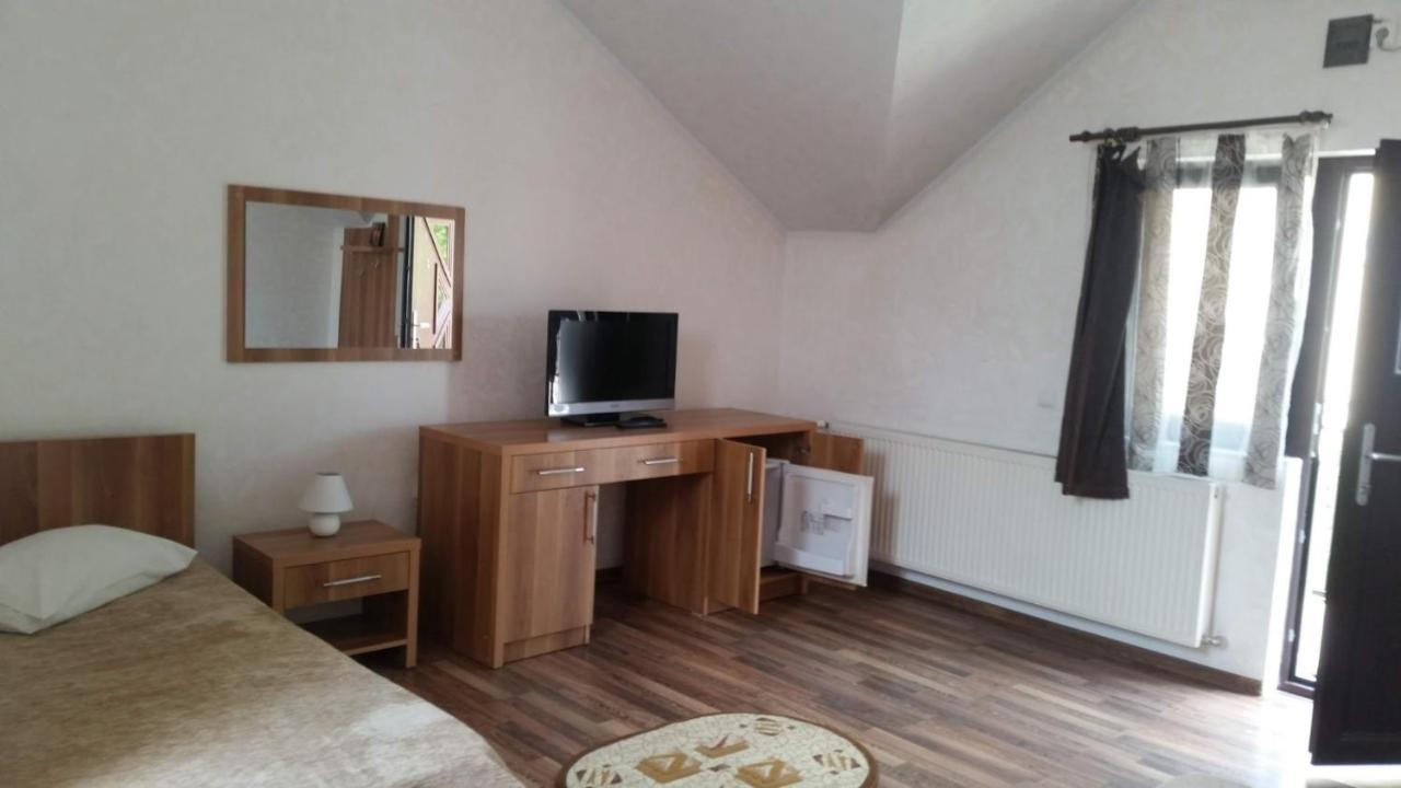 Apartament Zodiac Caransebeş Zewnętrze zdjęcie